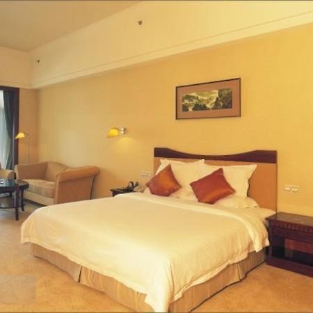 Phoenix Hotel Wuyi Jiangmen Kamer foto