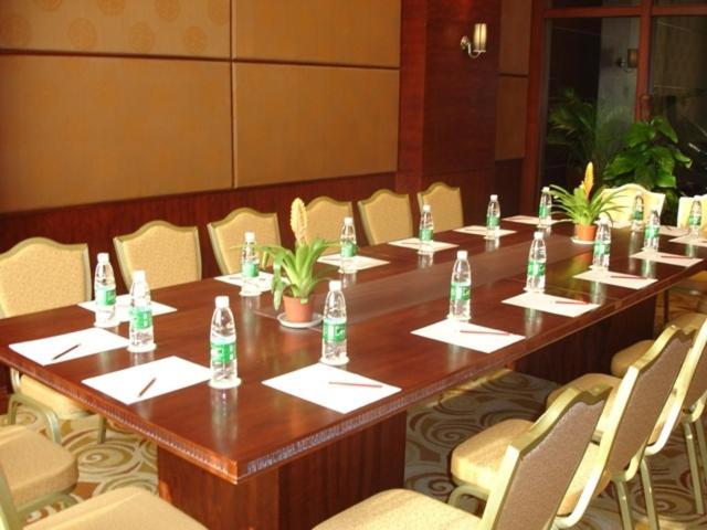 Phoenix Hotel Wuyi Jiangmen Buitenkant foto