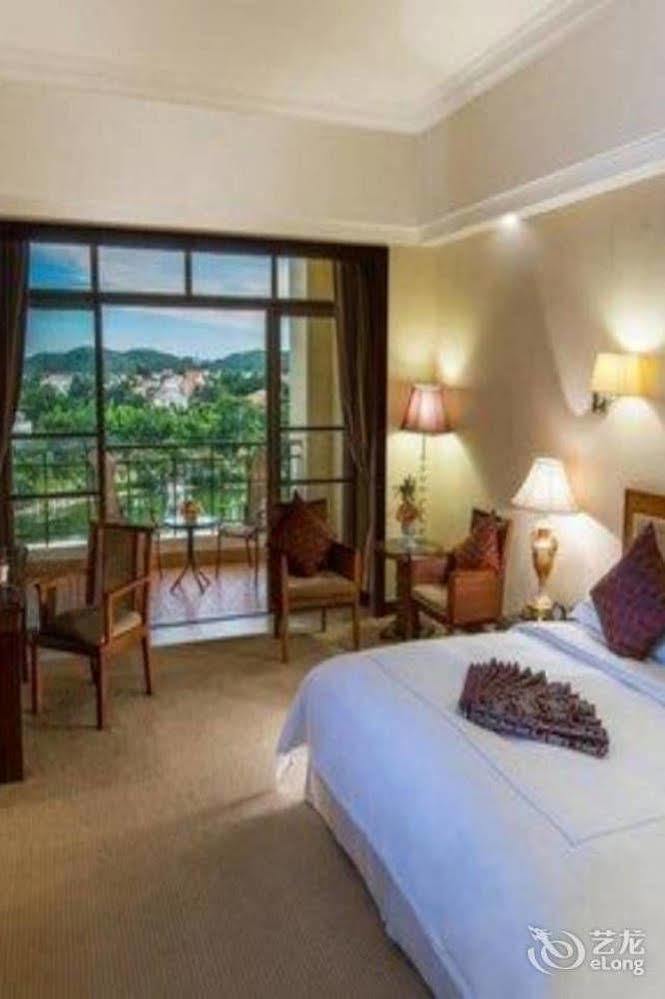 Phoenix Hotel Wuyi Jiangmen Buitenkant foto